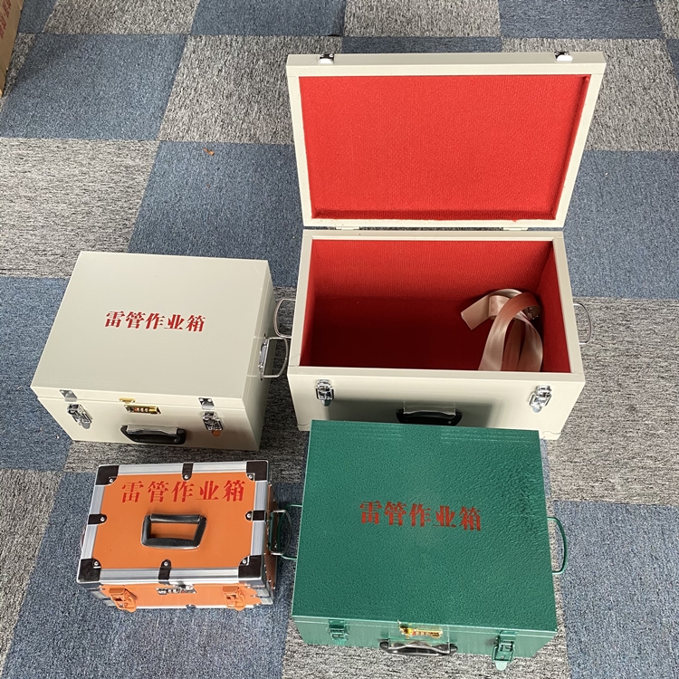 沾化爆破工程作业箱如何选择？玻璃钢与传统材质的全面对比